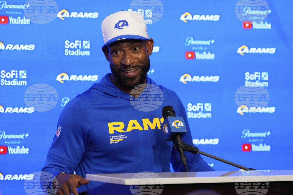 Chargers Rams Football
