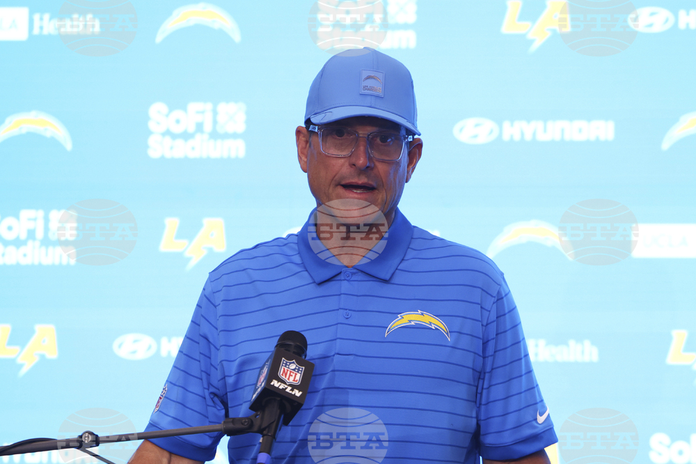 Chargers Rams Football