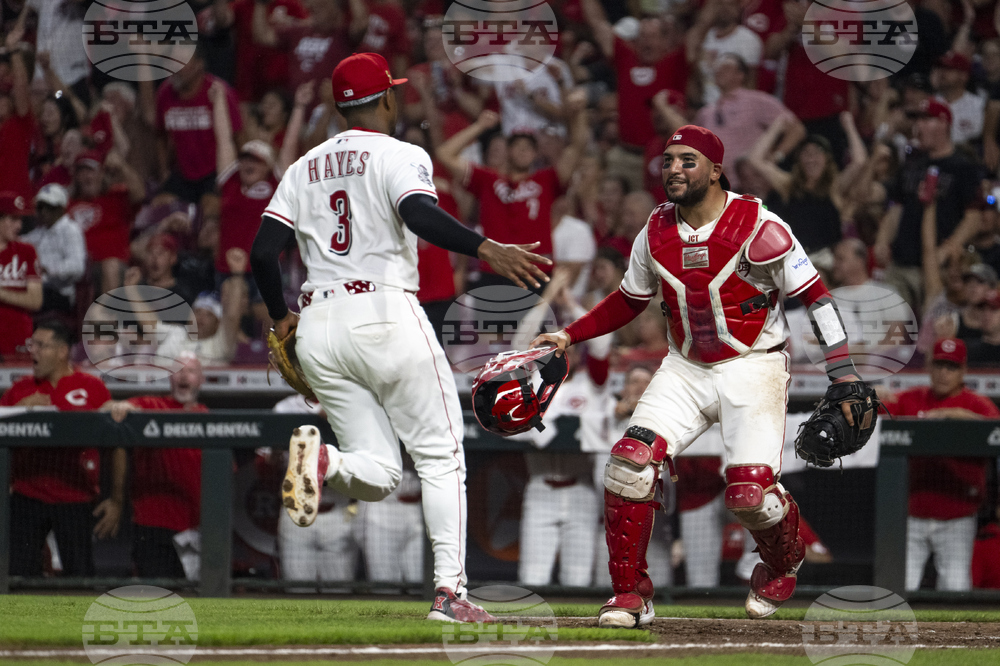 Brewers Reds Baseball