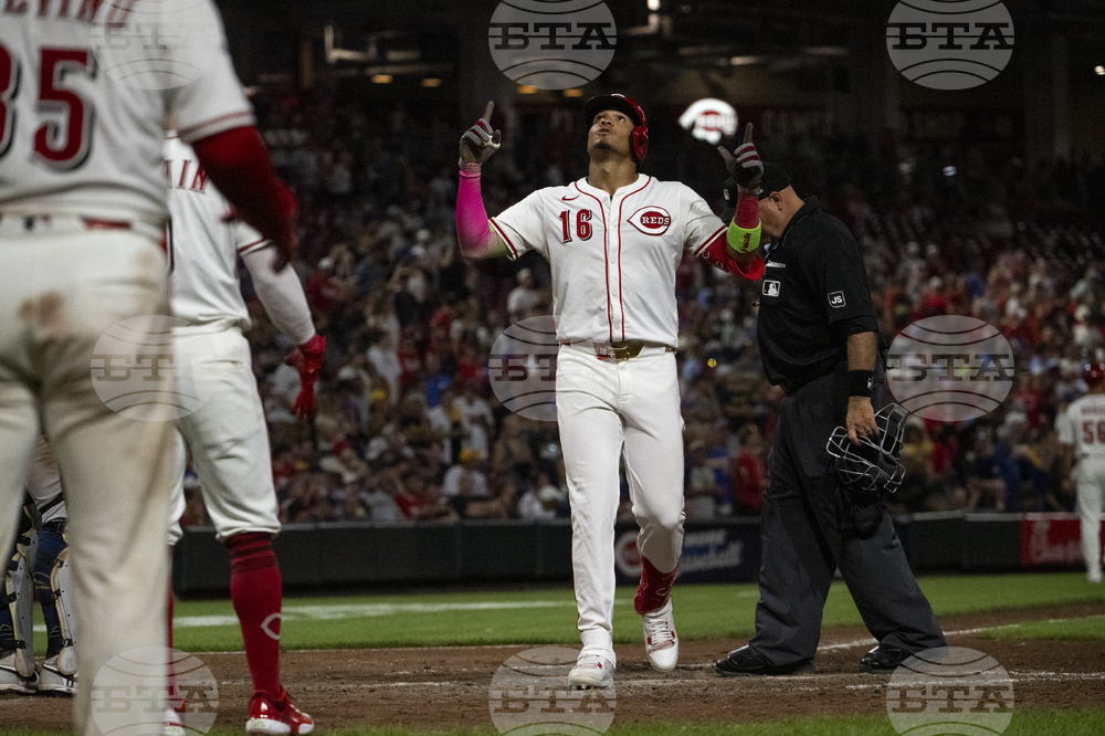 Brewers Reds Baseball