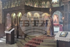Търговище - църква „Св. Йоан Рилски“ - неделна служба