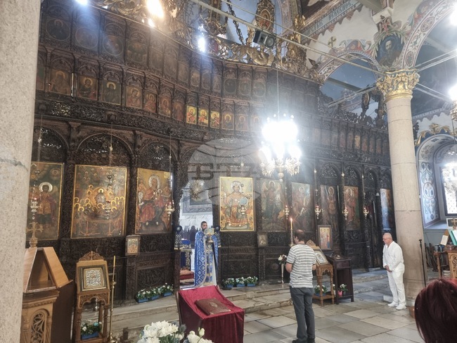 Проповед за силата на вярата прозвуча в катедралния храм „Св. Успение Богородично“ в Пазарджик