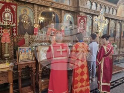 Шумен - храм „Свети Три Светители“ - неделна служба