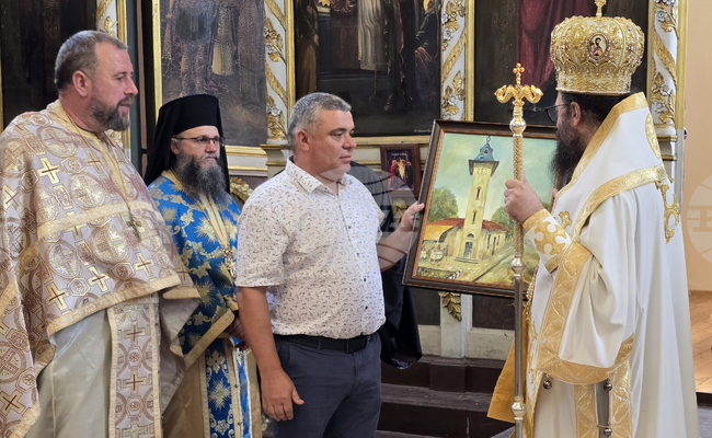 Ново село - храм „Успение Богородично“ - Видински митрополит Пахомий - света литургия
