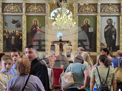 Ново село - храм „Успение Богородично“ - Видински митрополит Пахомий - света литургия