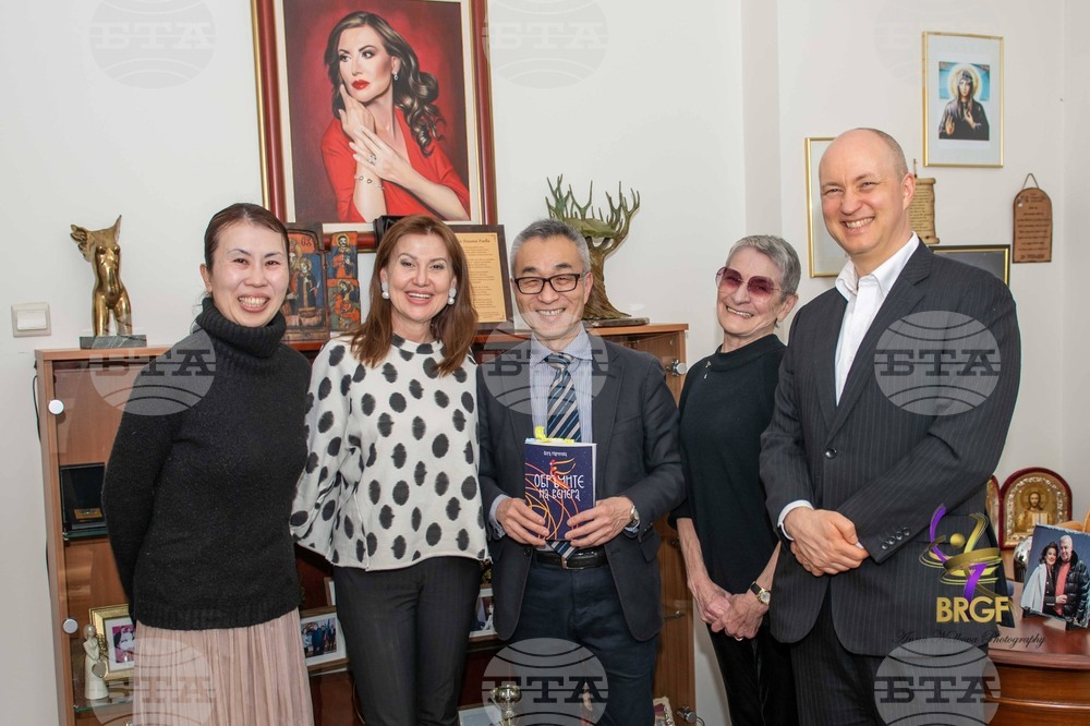 Книгата на Вера Маринова "Обръчите на Венера" ще бъде представена в Япония