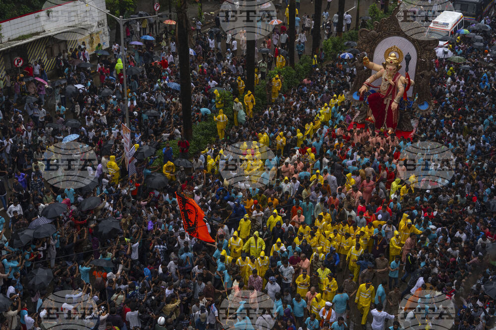 APTOPIX India Hindu Festival