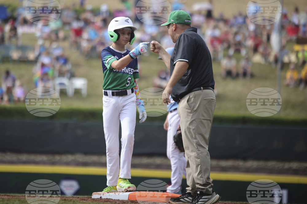 LLWS Massachusetts Washington Baseball