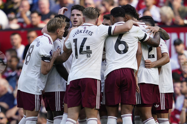 Вицепрезидентът на Арсенал Тим Луис напуска поста си