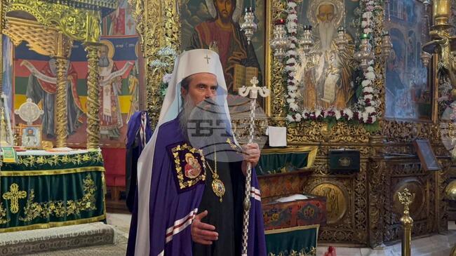 Патриарх Даниил се поклони пред мощите на свети Йоан Рилски в Рилския манастир 