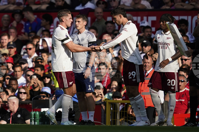 Арсенал достигна до успеха при гостуването на Манчестър Юнайтед