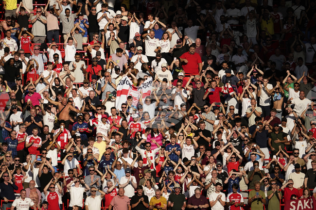 Юноша на Арсенал е поставен в медикаментозна кома след травматично мозъчно увреждане