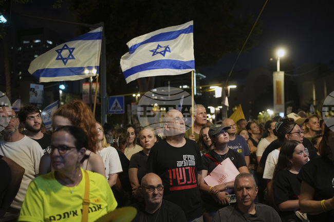 Десетки хиляди израелци излязоха на протести вчера с искане за освобождаване на заложниците