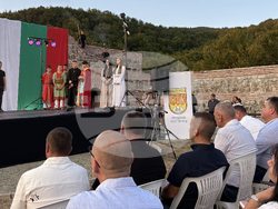 Траянови врата - крепостта “Стенос” - историческа възстановка - цар Самуил