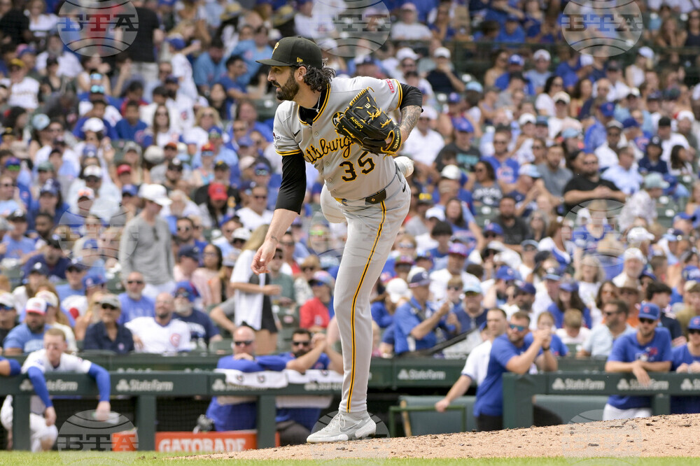 Pirates Cubs Baseball