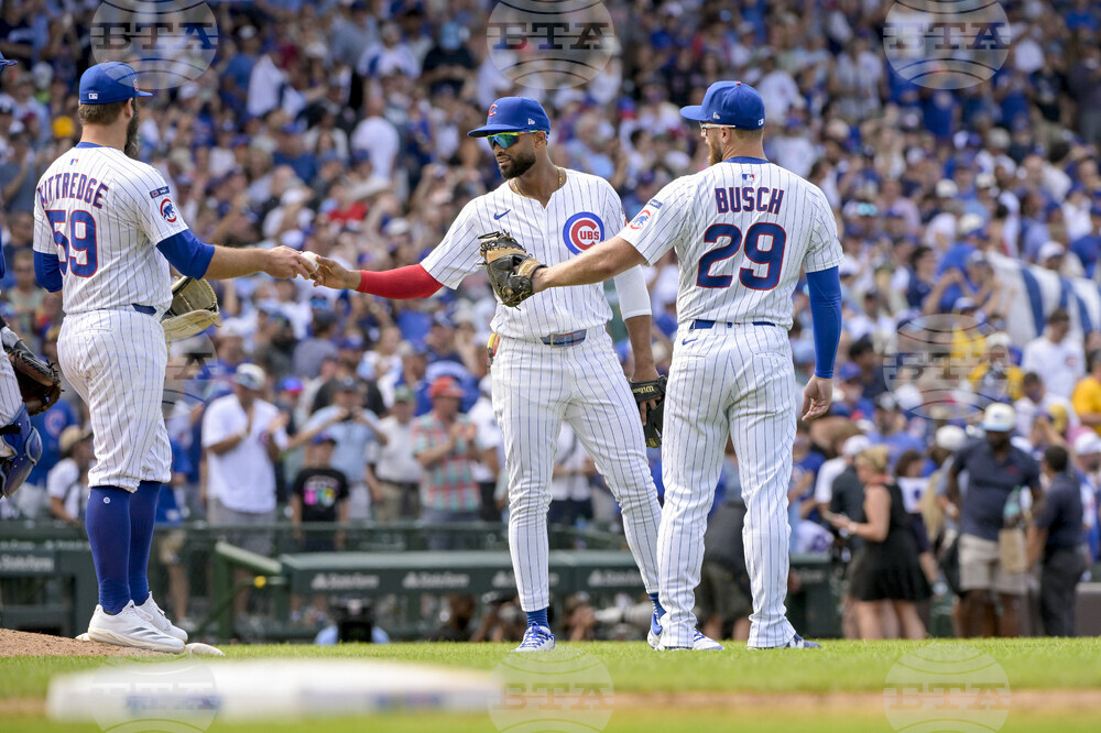 Pirates Cubs Baseball