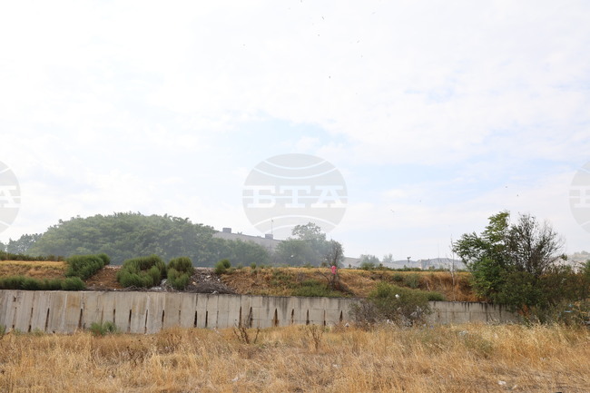 Потушен е пожарът на сметището край Шишманци