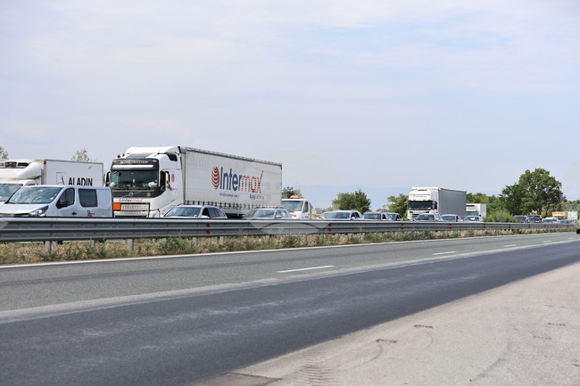 Възстановено е движението при км 127 на автомагистрала "Тракия" в посока Бургас