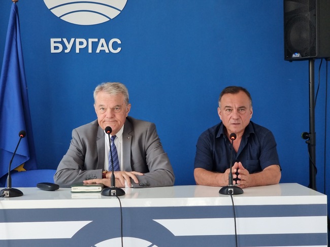 Пресконференция на представители на политическа партия АБВ в Националния пресклоуб на БТА в Бургас 