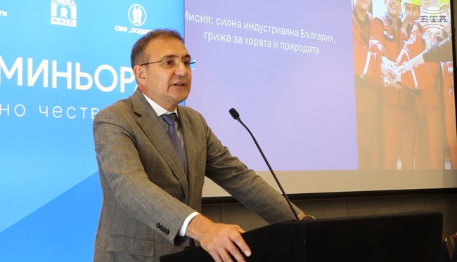 Едва ли има по-мъжка професия от тази в минната индустрия, смята Борислав Гуцанов