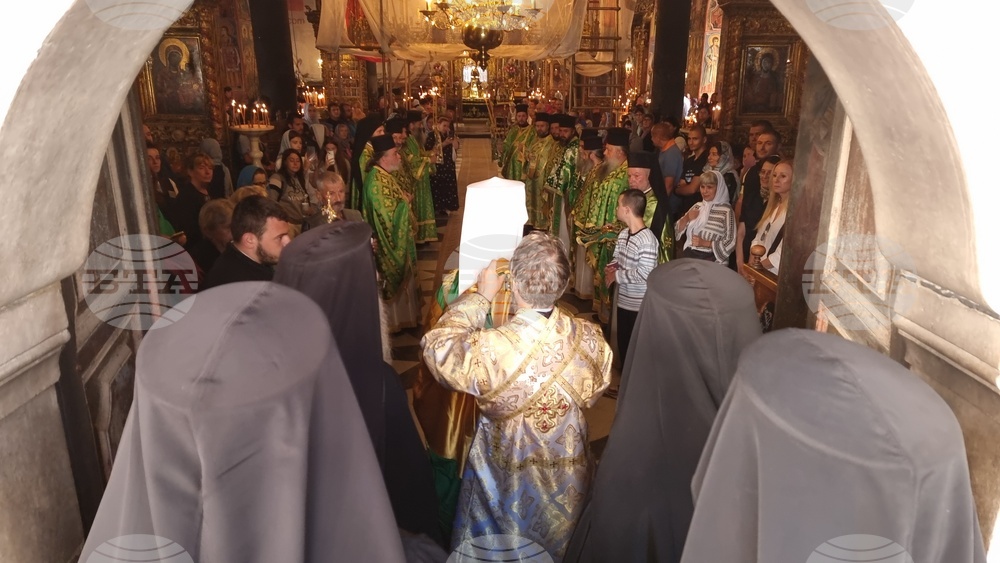 Рилски манастир - патриаршеска света литургия - успение на Свети Иван Рилски