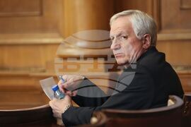 Парламент - Валери Рачев