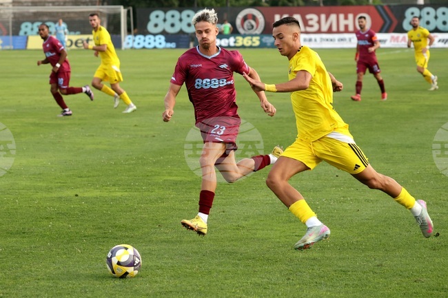 Футбол - Септември София и Добруджа