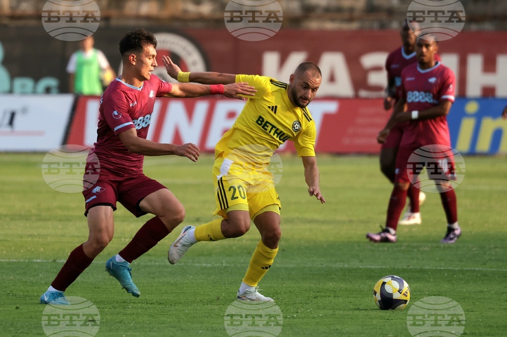 Футбол - Септември София и Добруджа