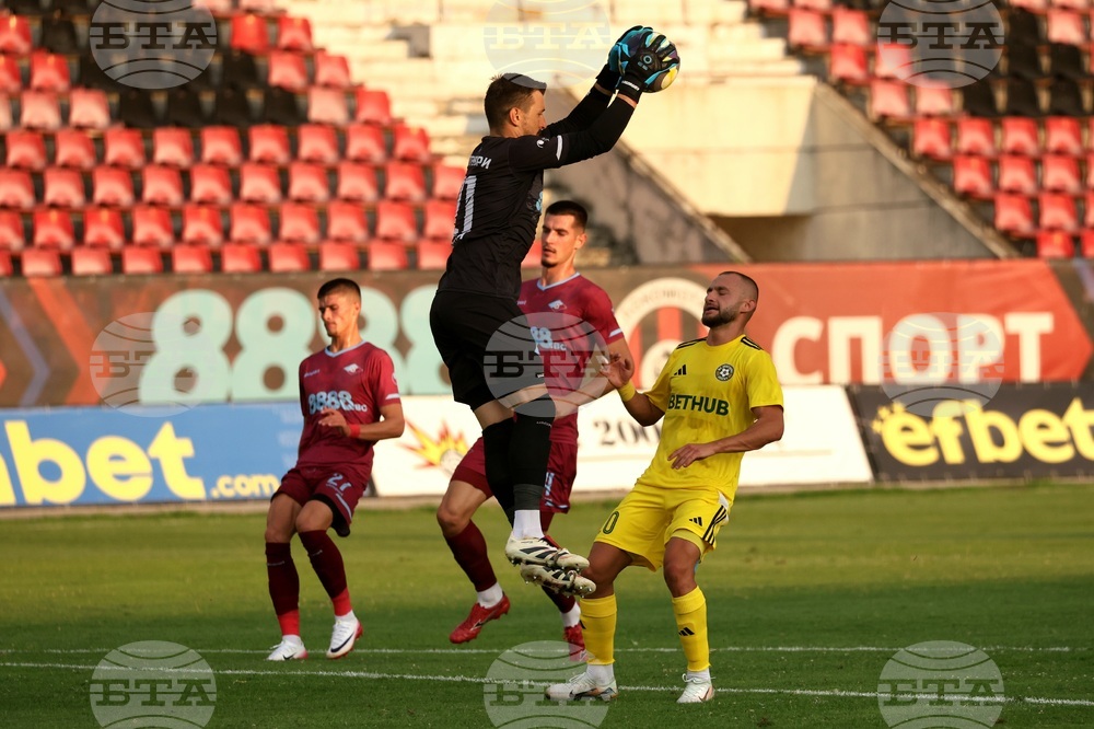 Септември София постигна първа победа за сезона в Първа лига