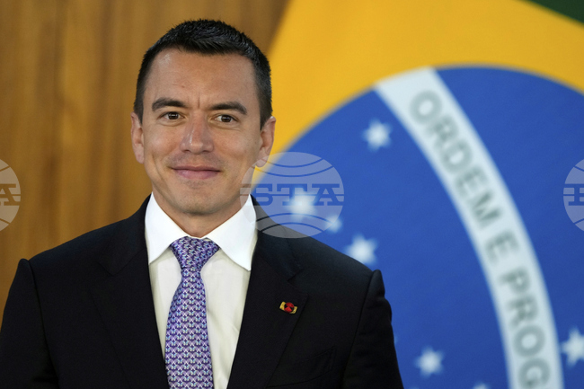 Еквадор предлага да приеме чуждестранна военна база за борба с наркотрафика на Галапагоските острови