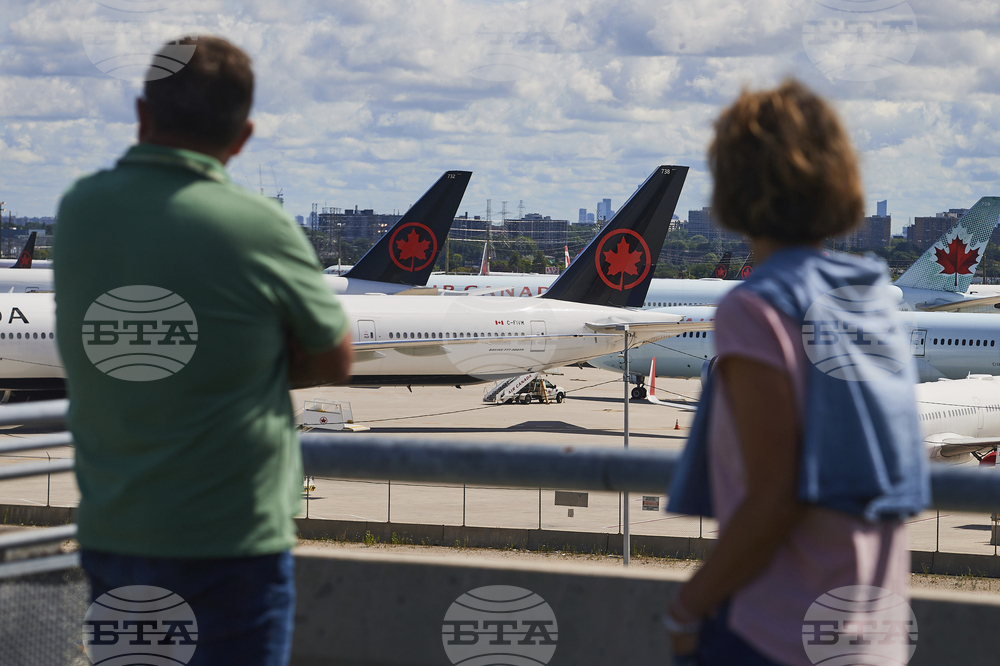 Canada Air Canada Flight Attendants