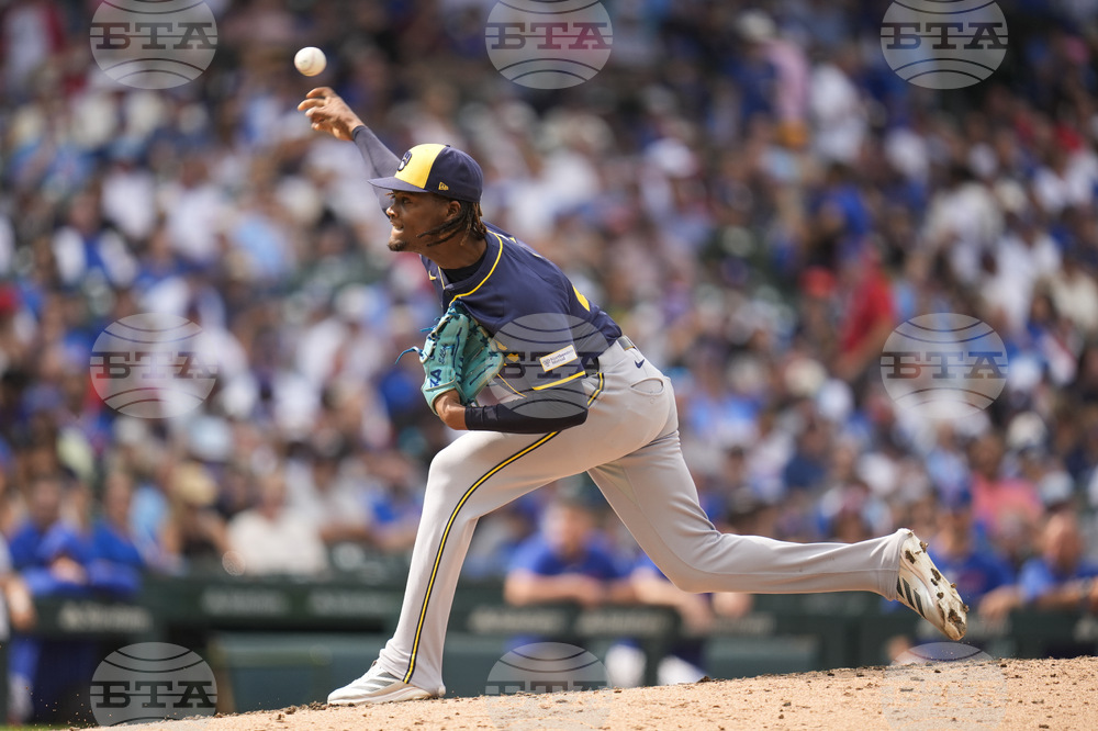 Brewers Cubs Baseball