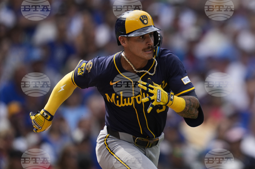 Brewers Cubs Baseball