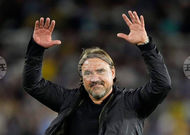 Фарке настоява, че Лийдс няма да промени ДНК-то си във Висшата лига