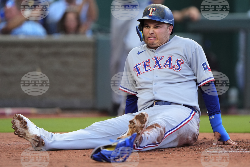 APTOPIX Rangers Royals Baseball