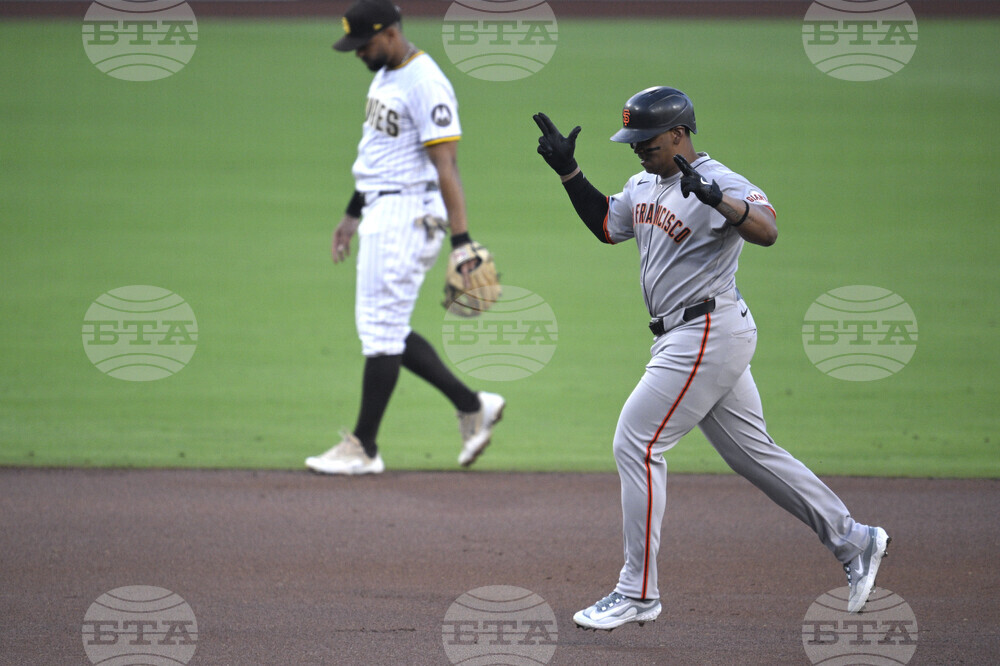 Giants Padres Baseball