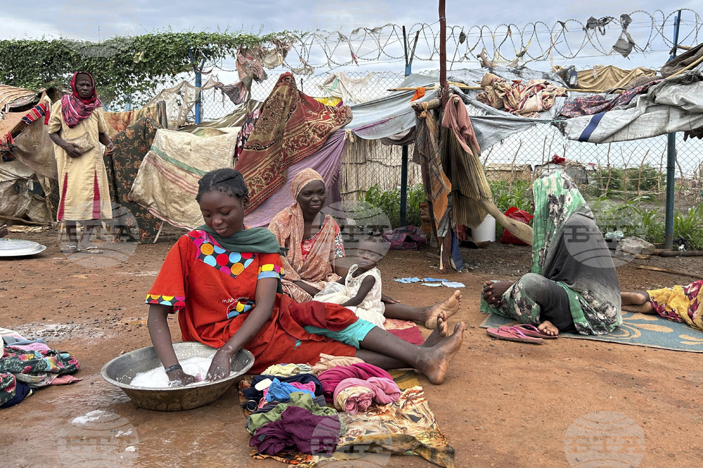 Премиерът на Судан Камил Идрис представи инициатива за прекратяване на почти 1000-дневната война в страната