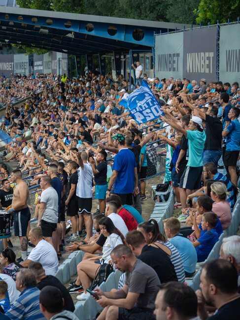 Дунав осигурява свободен достъп до домакинските си мачове за децата от всички футболни школи в Русе 