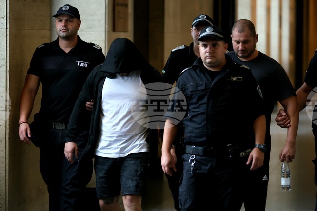 Съдът остави в ареста задържаните с фалшиви евробанкноти при акция на столичната полиция