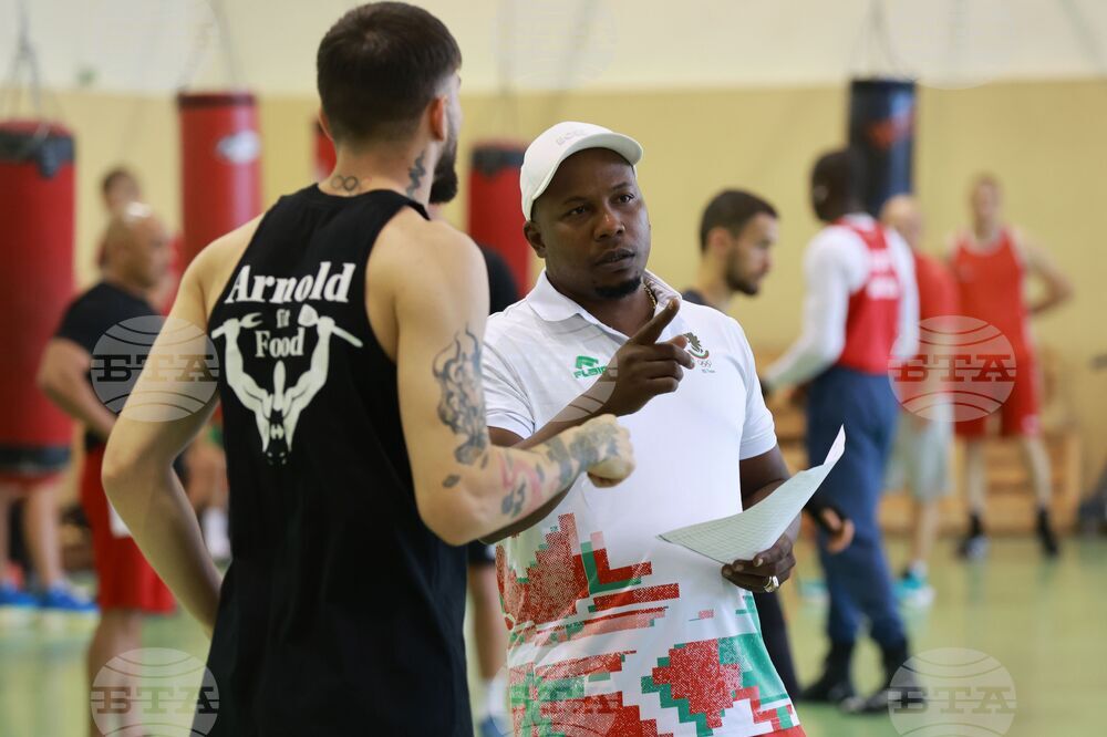 Жоел Арате изрази задоволство от представянето на българските национали по бокс в Будапеща