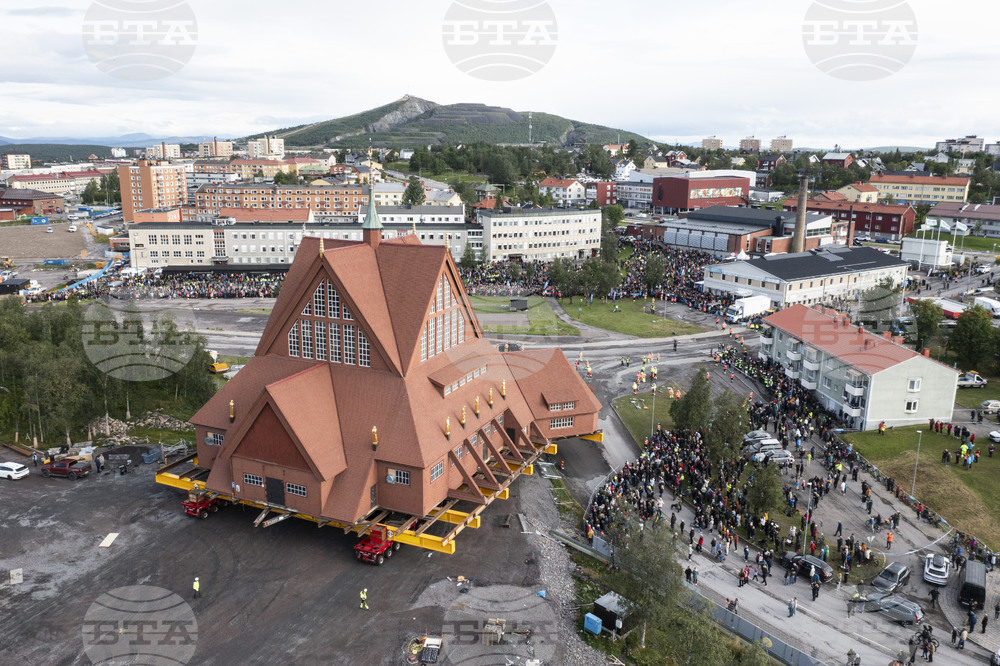 APTOPIX Sweden Church Relocation