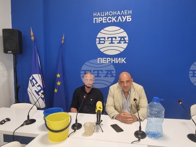 Проблемът с водата в Радомир е дългогодишен, но може да бъде решен, смятат жители на града 