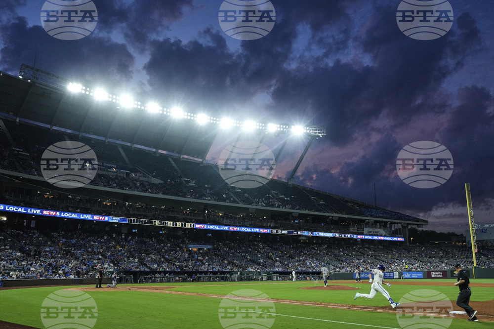 APTOPIX Rangers Royals Baseball