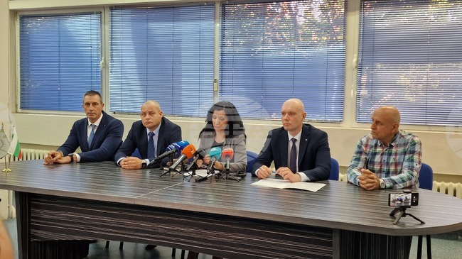 Обвиненият за убийството в Първомай младеж имал връзка с дъщерята на жертвата, съобщиха от прокуратурата