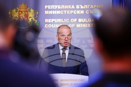 Министерски съвет - Гроздан Караджов - брифинг