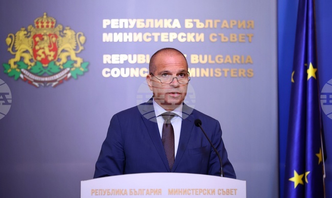 Transport Minister Says Regulatory Gaps Identified after Deadly Parasailing Incident