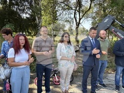 Село Горни Окол - ремонт - път - първа копка