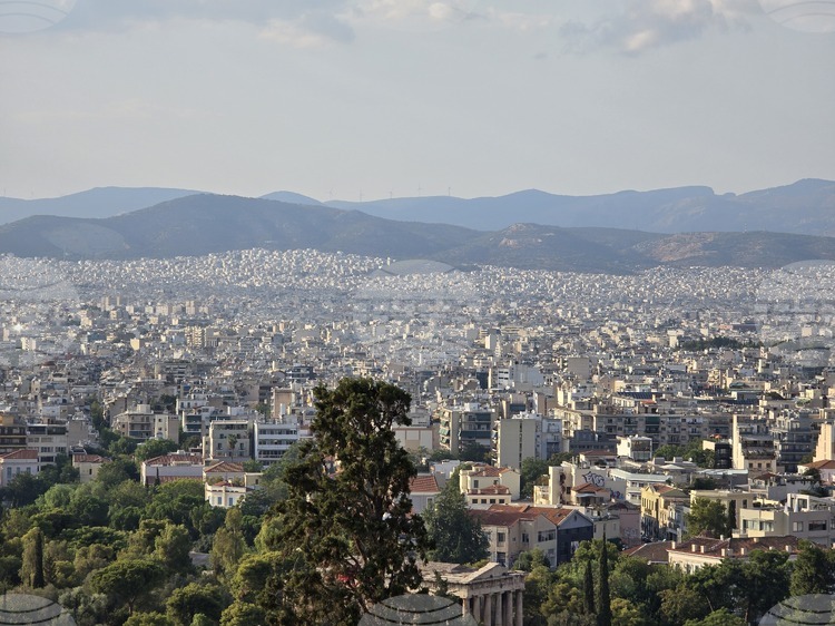 Greek Authorities Search for Source of Strong Odour 48 Hours after Smell Emerges