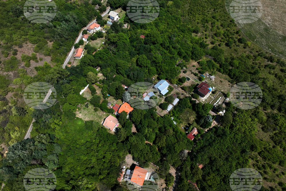 Very Good Mountain Hiking Conditions on Wednesday