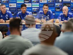 ПФК "Левски" - пресконференция - Хулио Веласкес